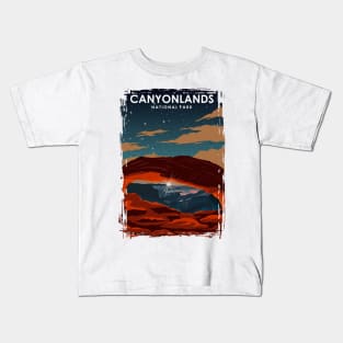 Canyonlands National Park Vintage Minimal Retro Travel Poster at Night Kids T-Shirt